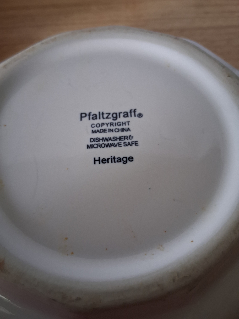 Pfaltzgraff White Ceramic Serving Bowls - Set of 2 - Picture 4 of 6